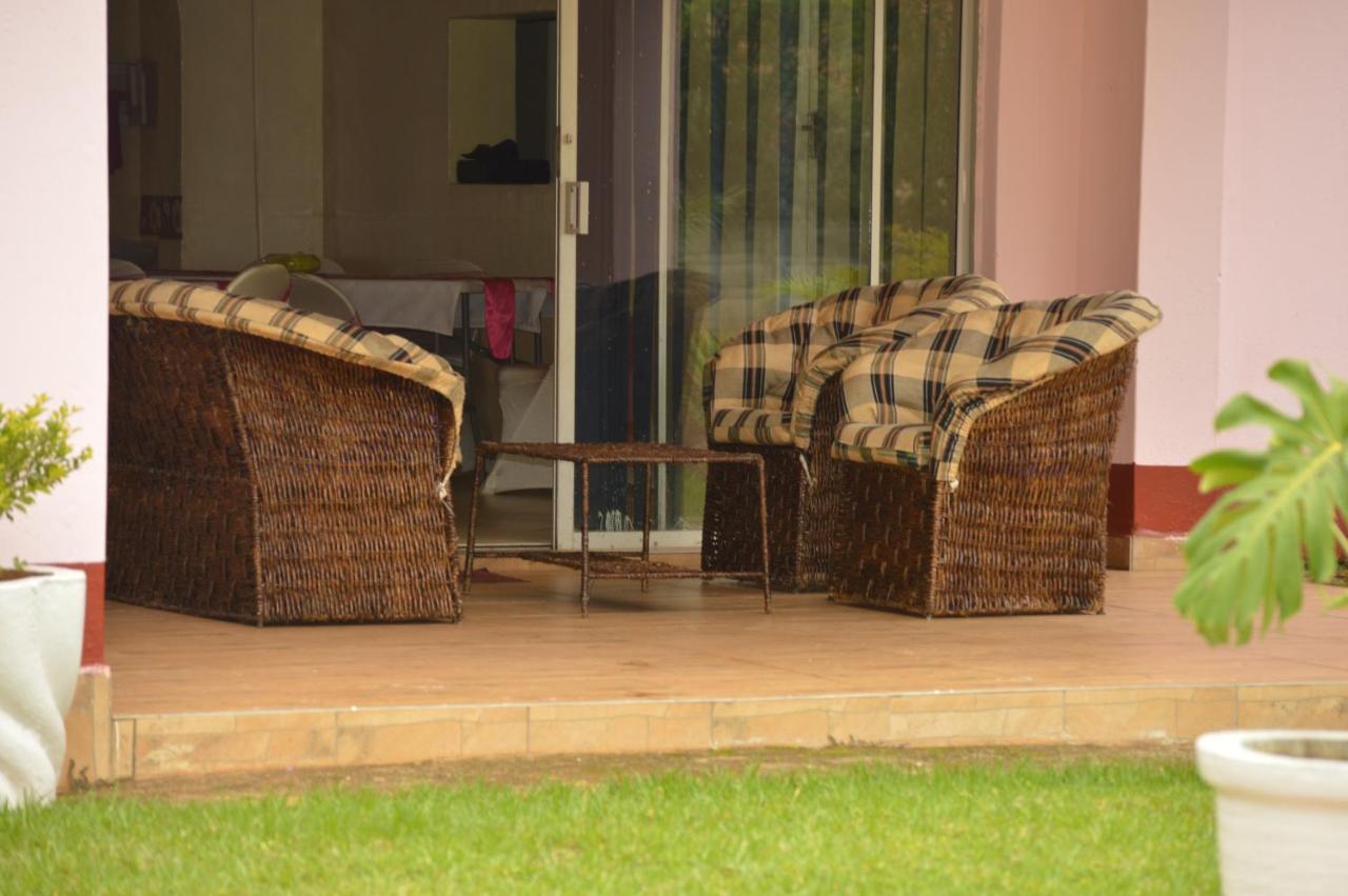 The Crown Inn Guest House Northwood Esterno foto