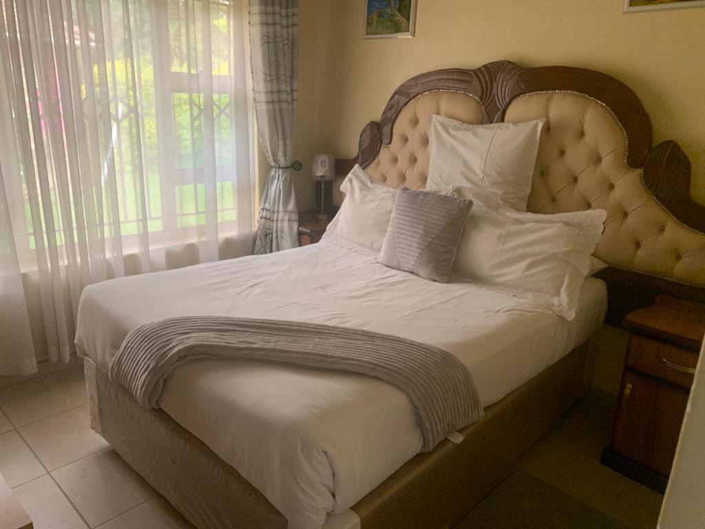 The Crown Inn Guest House Northwood Esterno foto