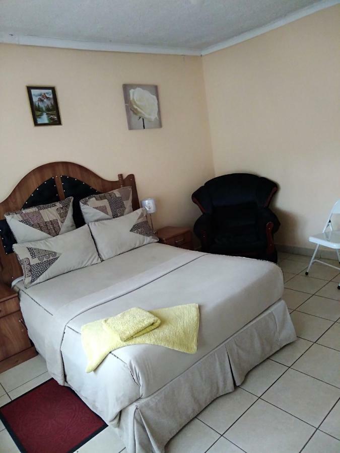 The Crown Inn Guest House Northwood Esterno foto
