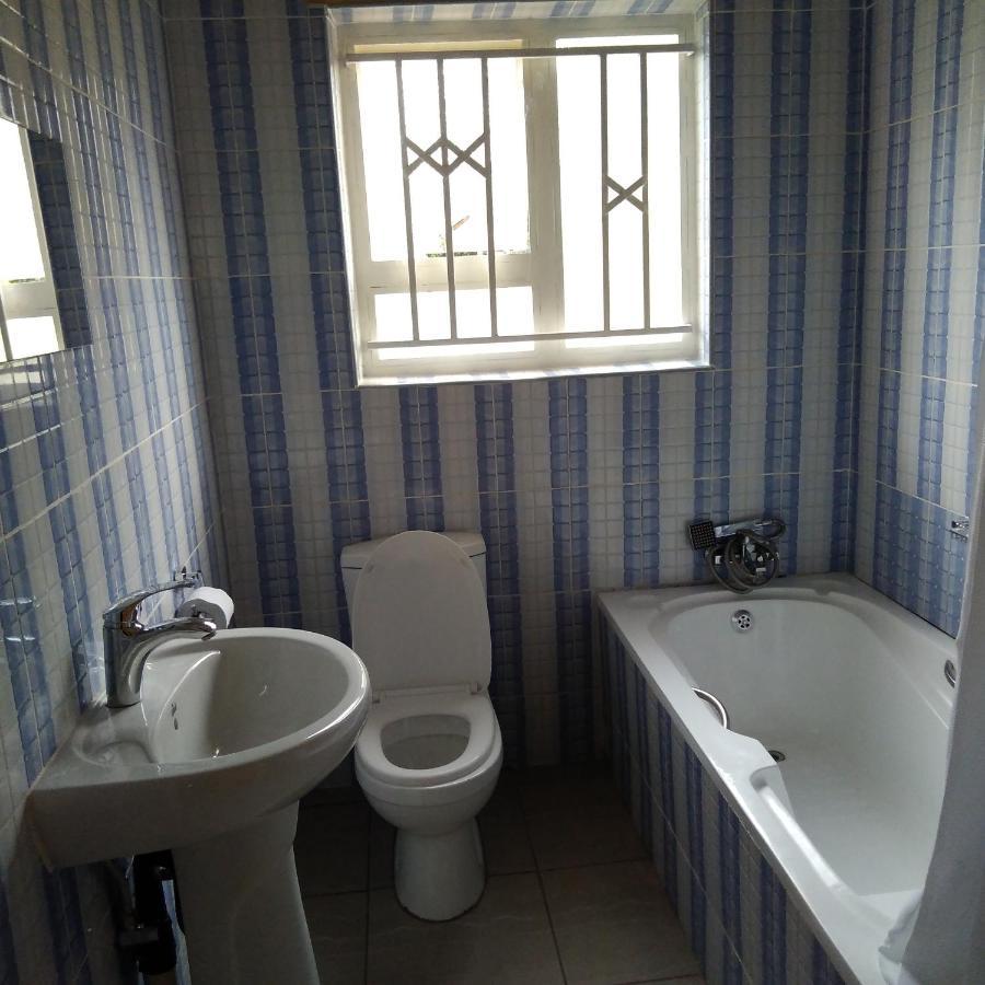 The Crown Inn Guest House Northwood Esterno foto
